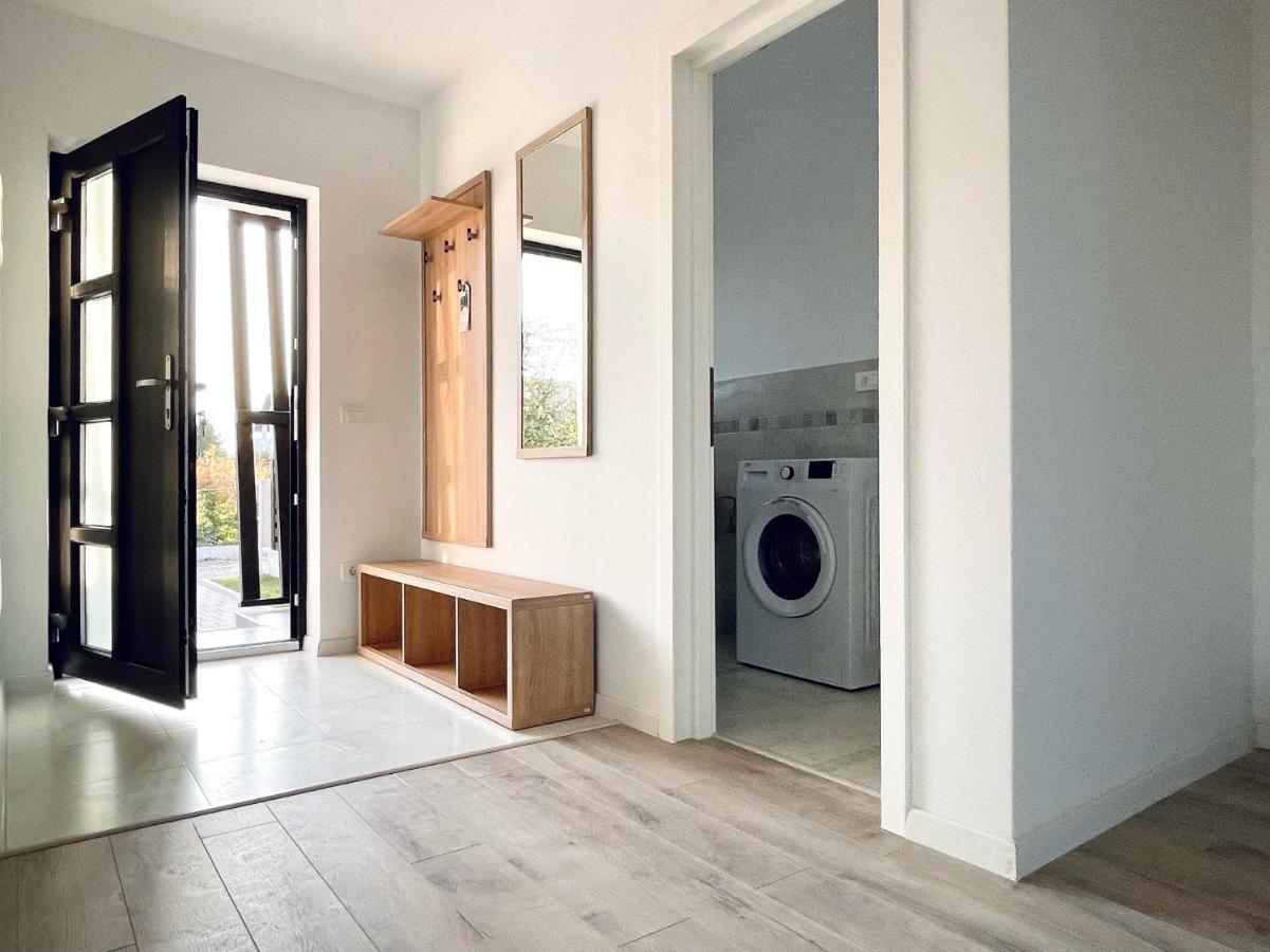 Express Estates Apartment Lisaura Екстериор снимка