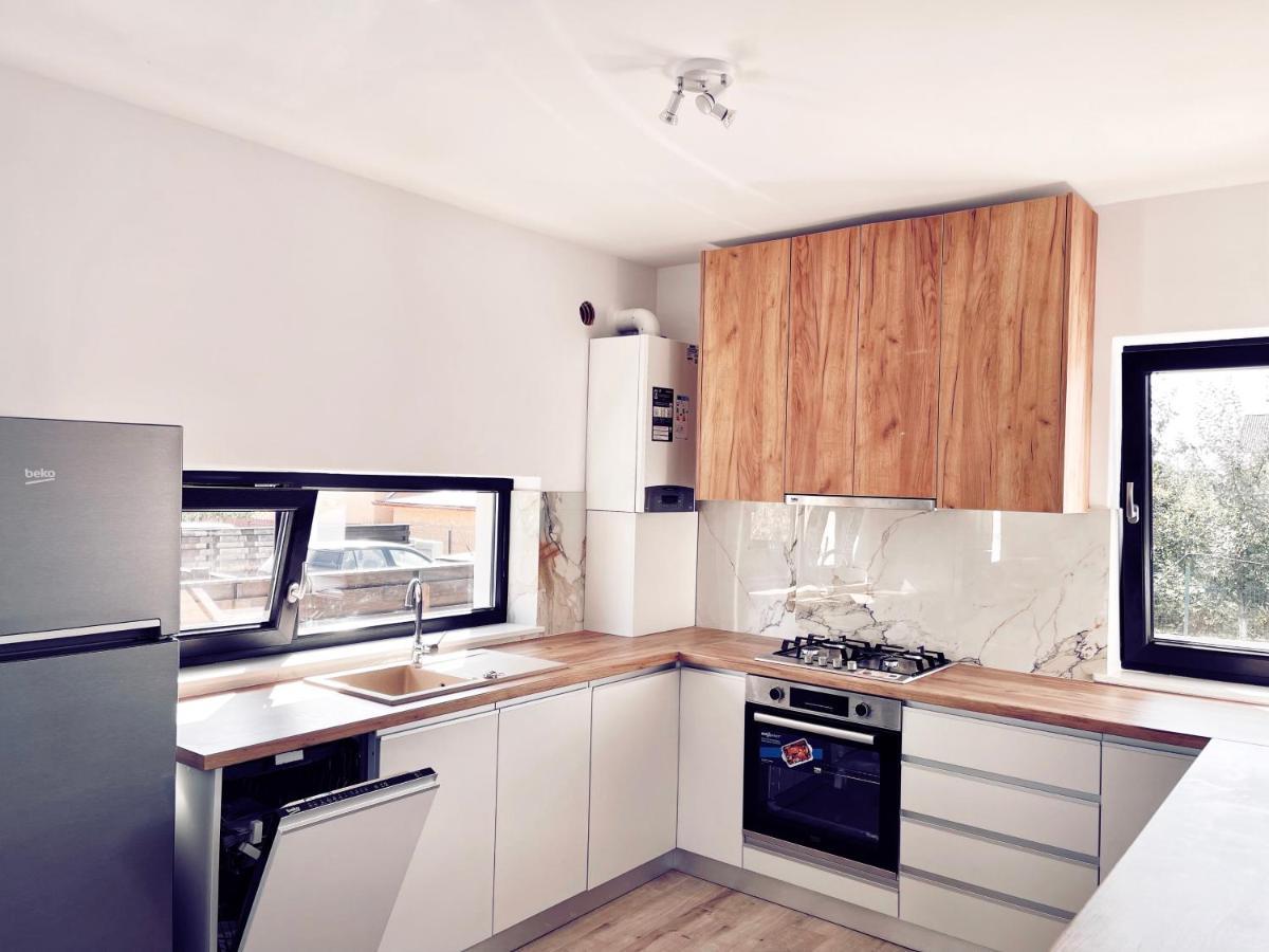 Express Estates Apartment Lisaura Екстериор снимка